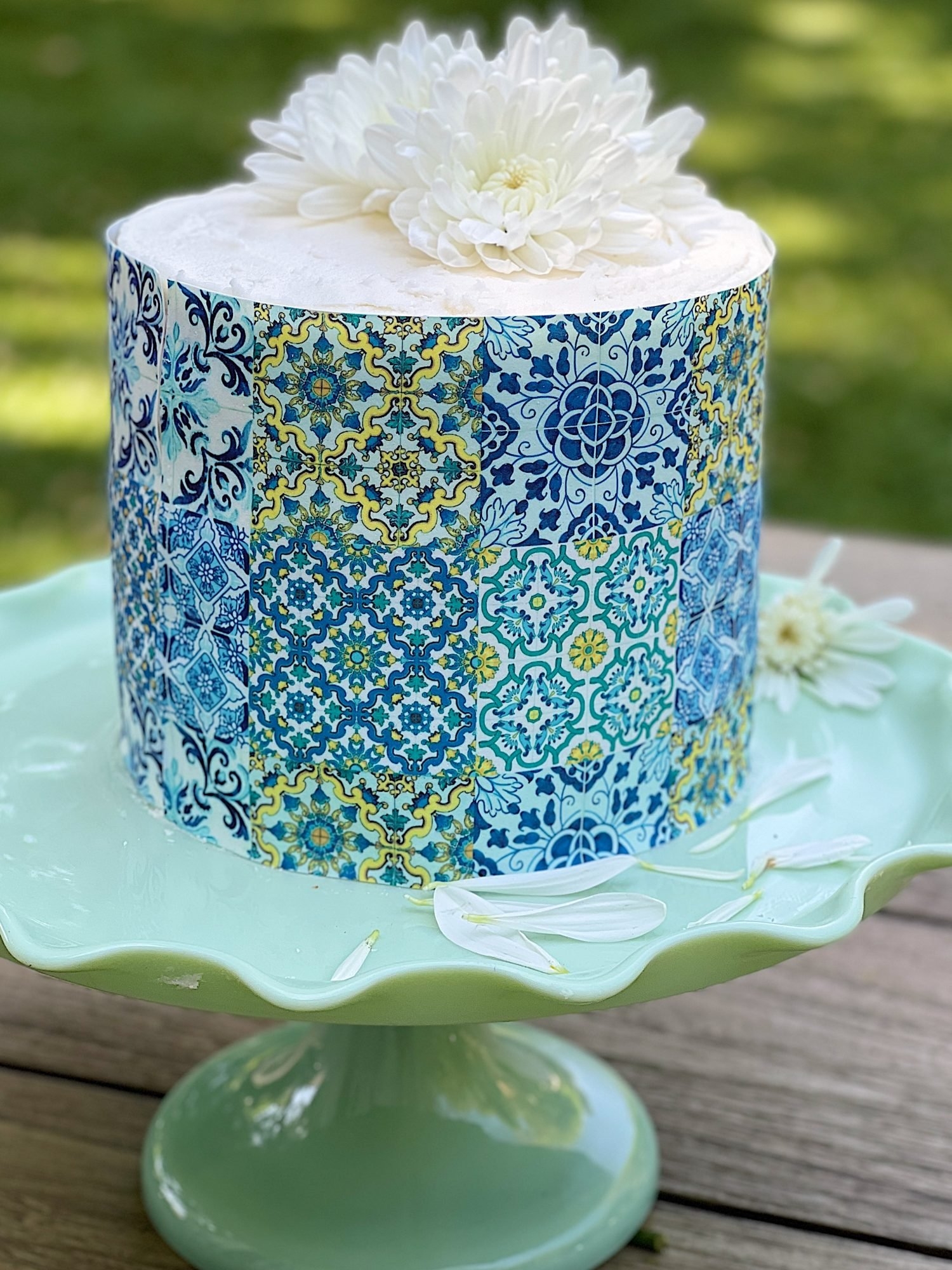 How To Make A Cake With Edible Paper Pastry Sheets MY 100 YEAR 