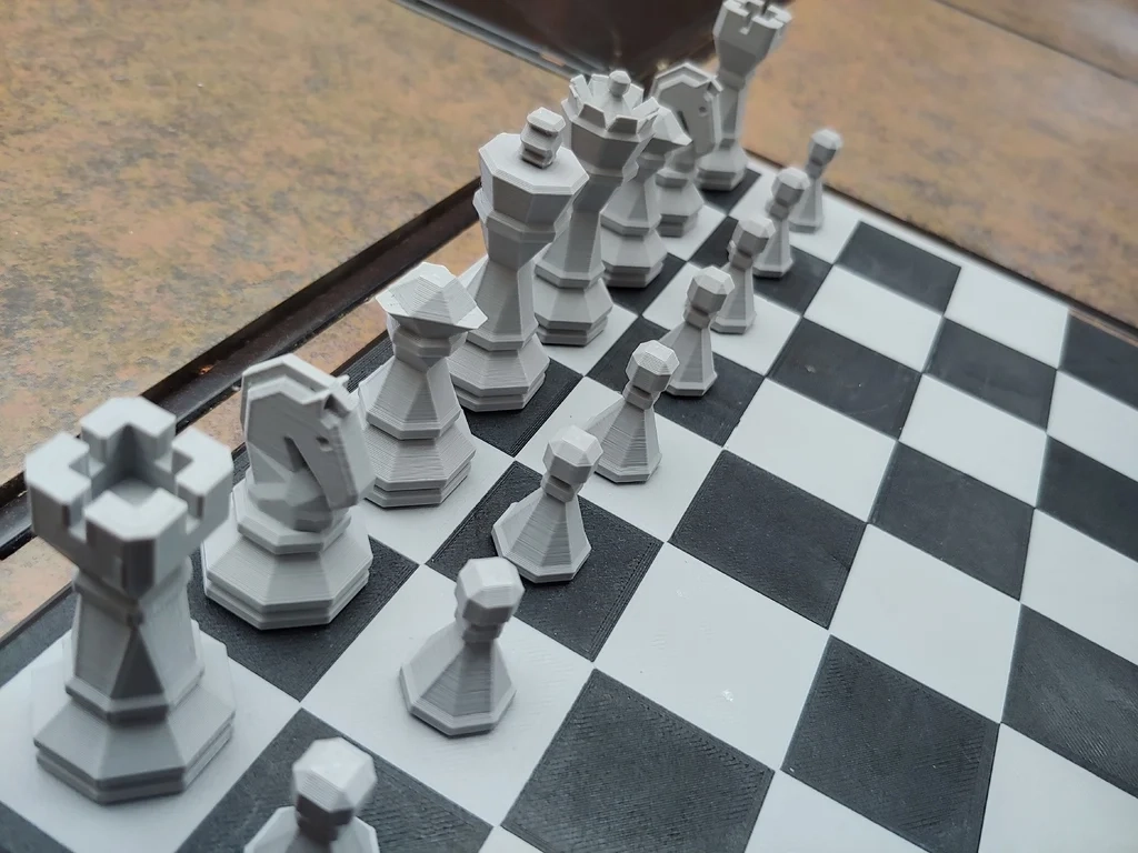 3D Print Optimized Geometric Chess Set Pieces By Chuckamcknight 
